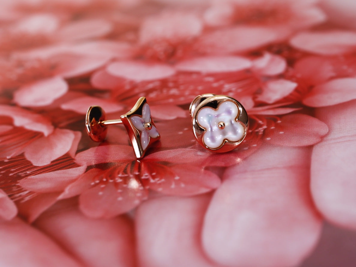 LUXEIFY STAR AND SUN PINK GOLD MOP STUD EARRINGS