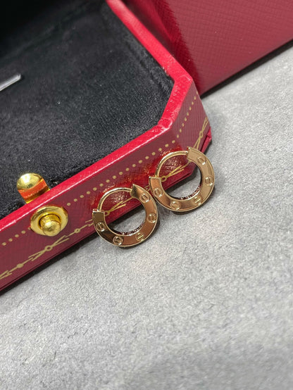 LUXEIFY LOVE MINI EARRINGS