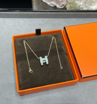 LUXEIFY POP H SKY BLUE NECKLACE