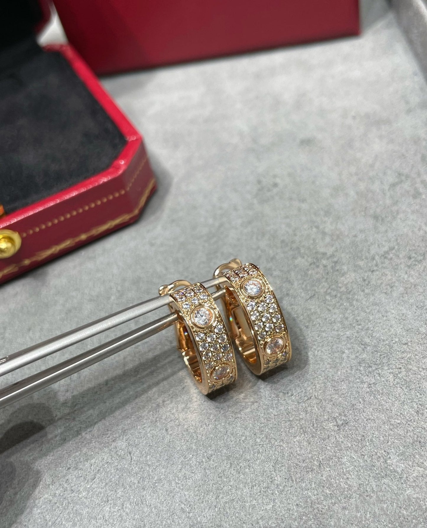 LUXEIFY LOVE 5.5MM DIAMOND PAVED EARRINGS