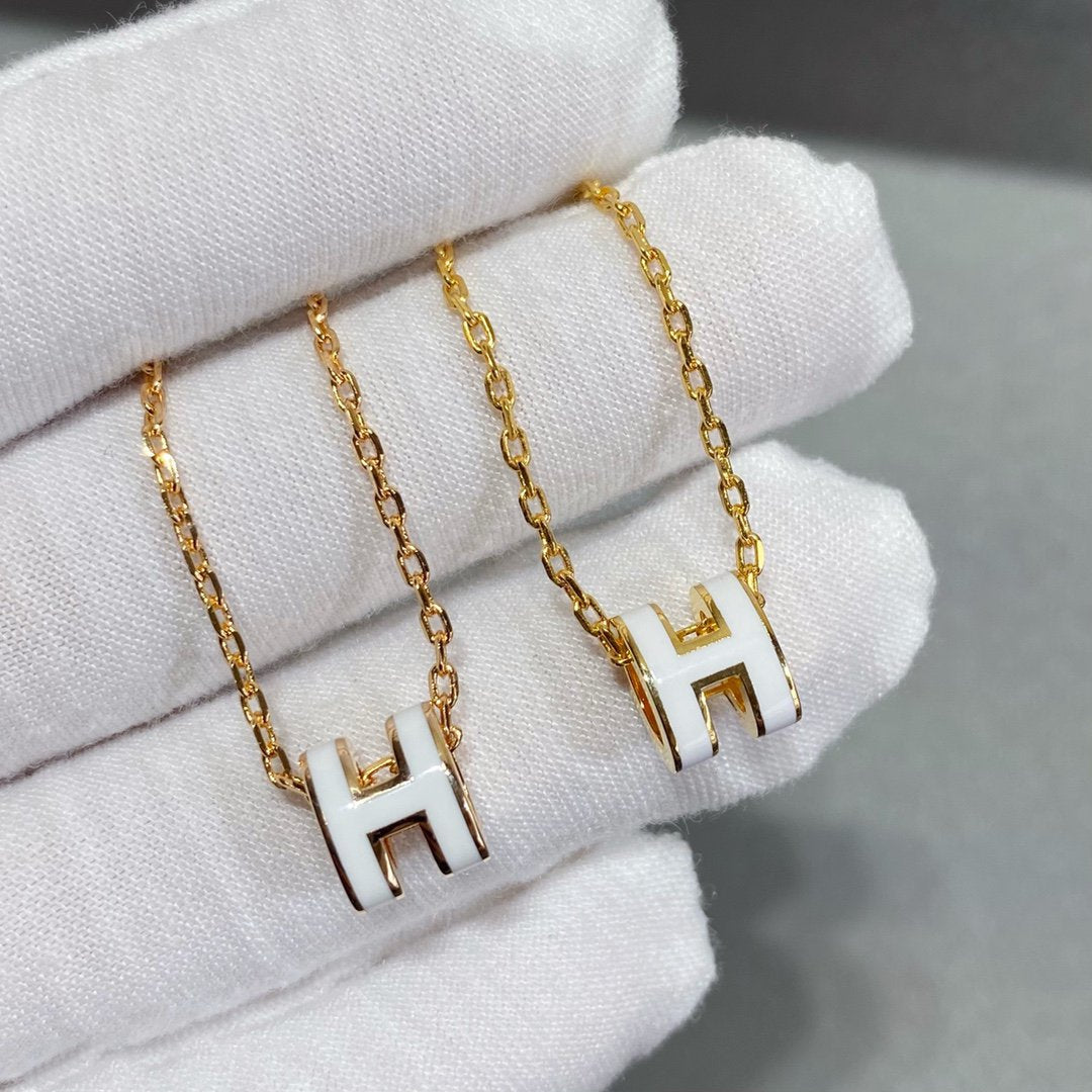 LUXEIFY MINI POP H NECKLACE