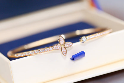 LUXEIFY IDYLLE PINK GOLD OPEN BRACELET DIAMOND PAVED