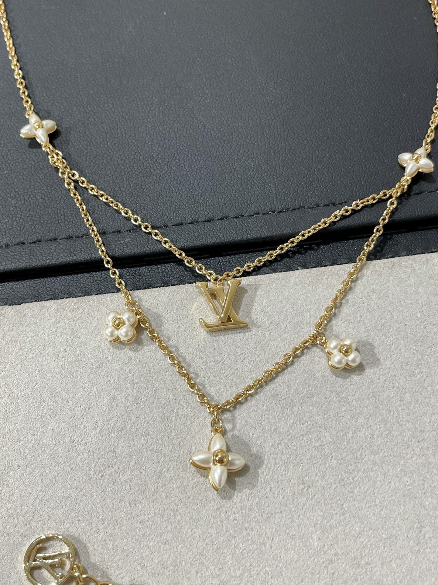COLLAR DE DOBLE HILERA LUXEIFY FLOWERGRAM GOLD MOP