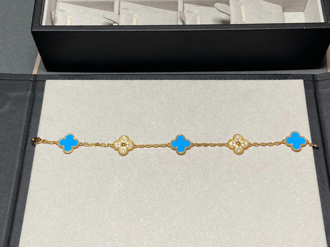 CLOVER 5 MOTIF BLUE AGATE BRACELET COLLECTION