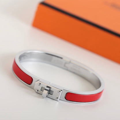 LUXEIFY HM KELLY RED BRACELET