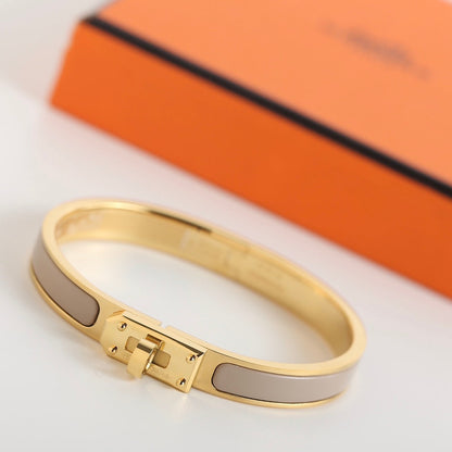 LUXEIFY HM KELLY GREY BRACELET