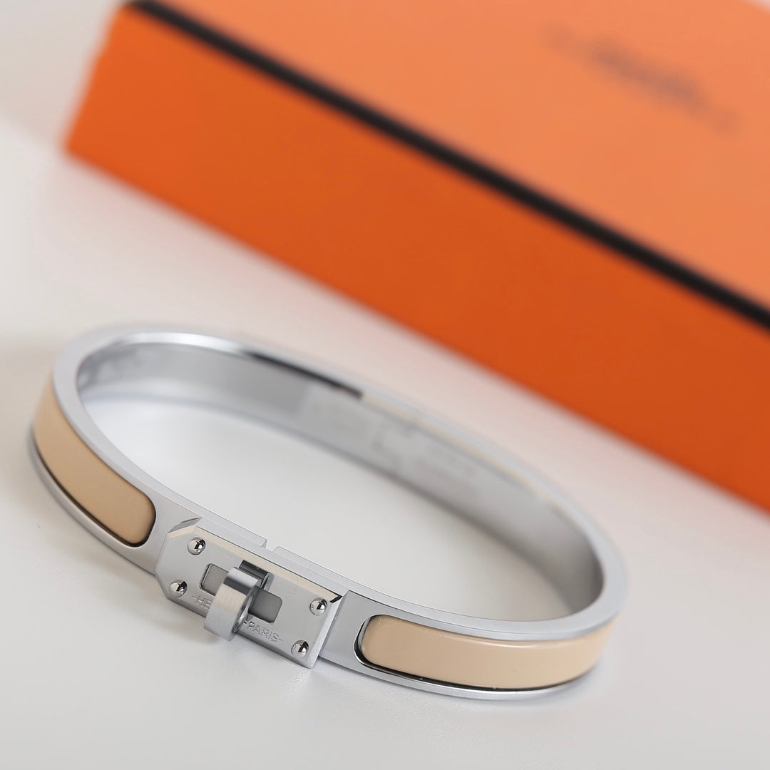 LUXEIFY HM KELLY BEIGE BRACELET