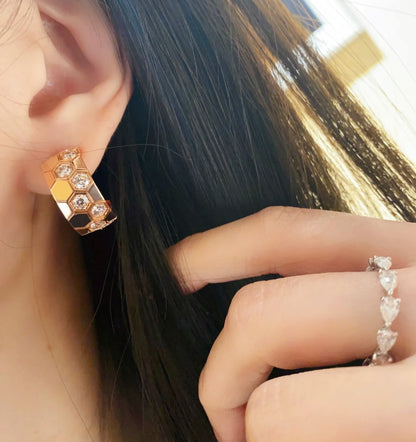 LUXEIFY BEE LOVE DIAMOND HOOP EARRINGS