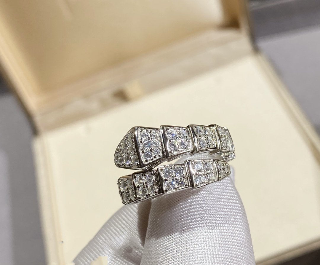 LUXEIFY SERPENTI RING SILVER DIAMOND PAVED
