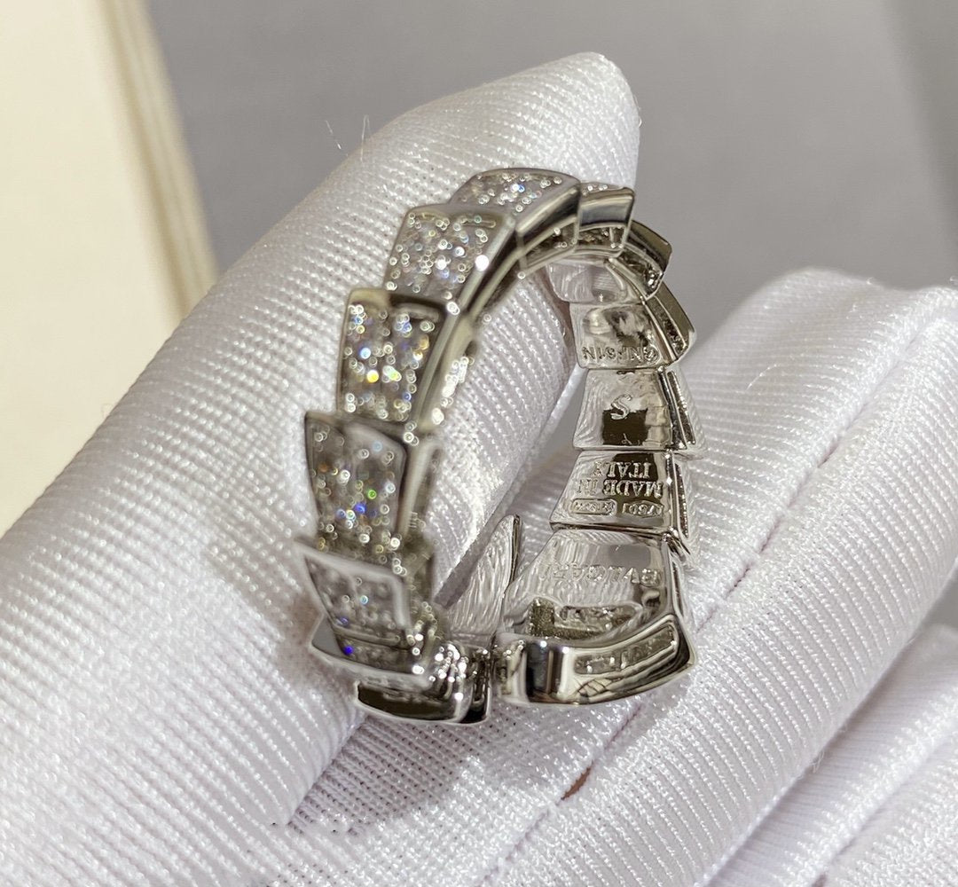 LUXEIFY SERPENTI LARGE RING SILVER DIAMOND PAVED