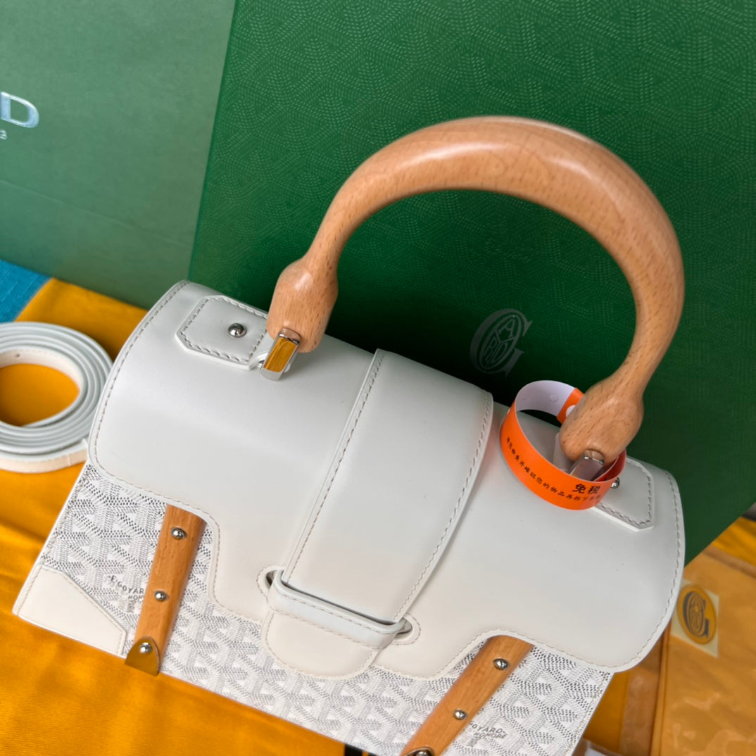 SA?GON PM BAG 28 IN WHITE GOYARDINE CANVAS AND CALFSKIN