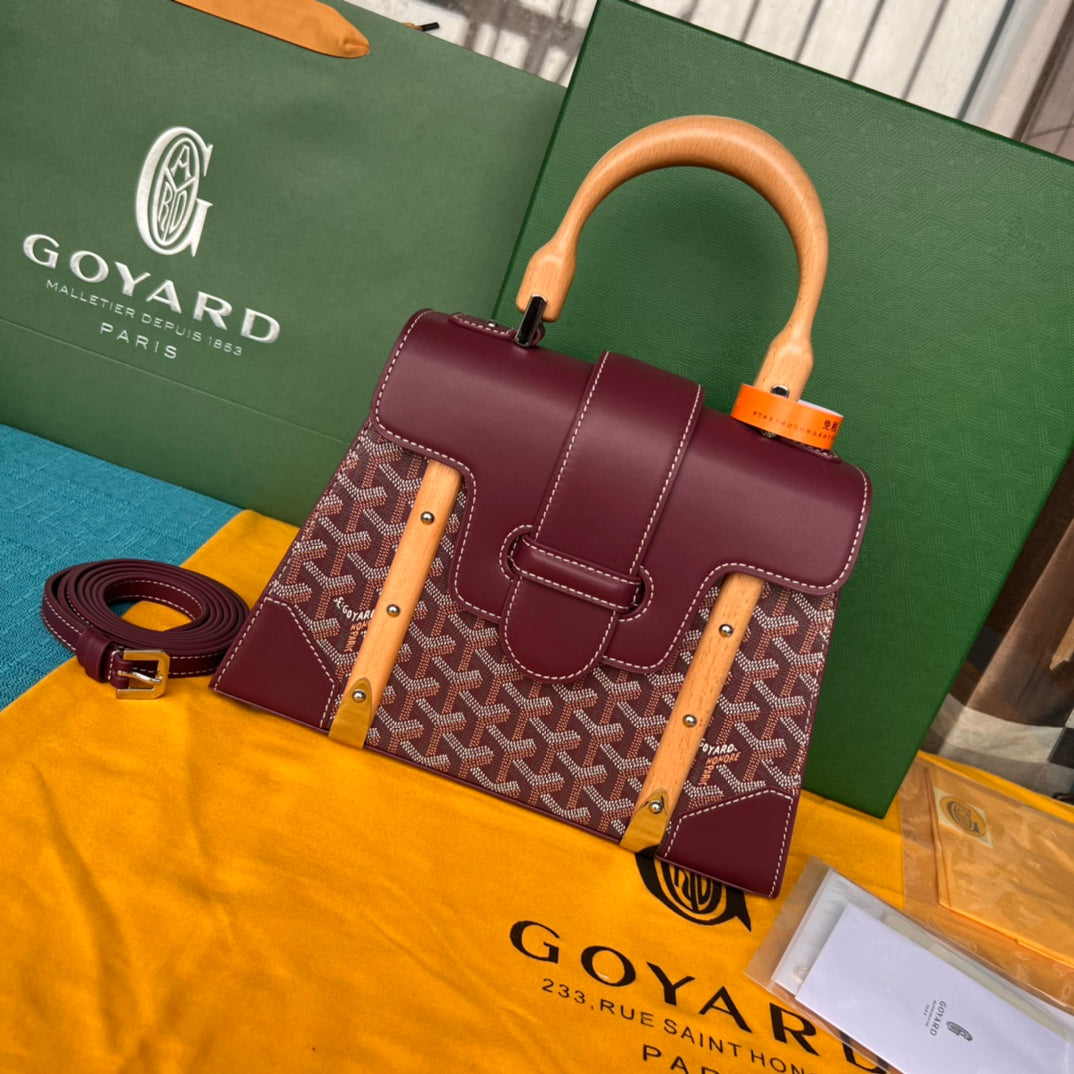 SA?GON PM BAG 28 IN CANNON PINK GOYARDINE CANVAS AND CALFSKIN
