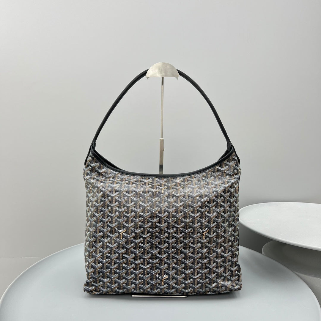 HOBO BOH¨¨ME 34 IN BLACK GOYARDINE CANVAS AND CALFSKIN