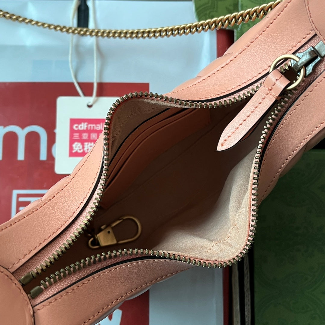 gg marmont half-moon shaped 21cm peach calfskin gold hardware