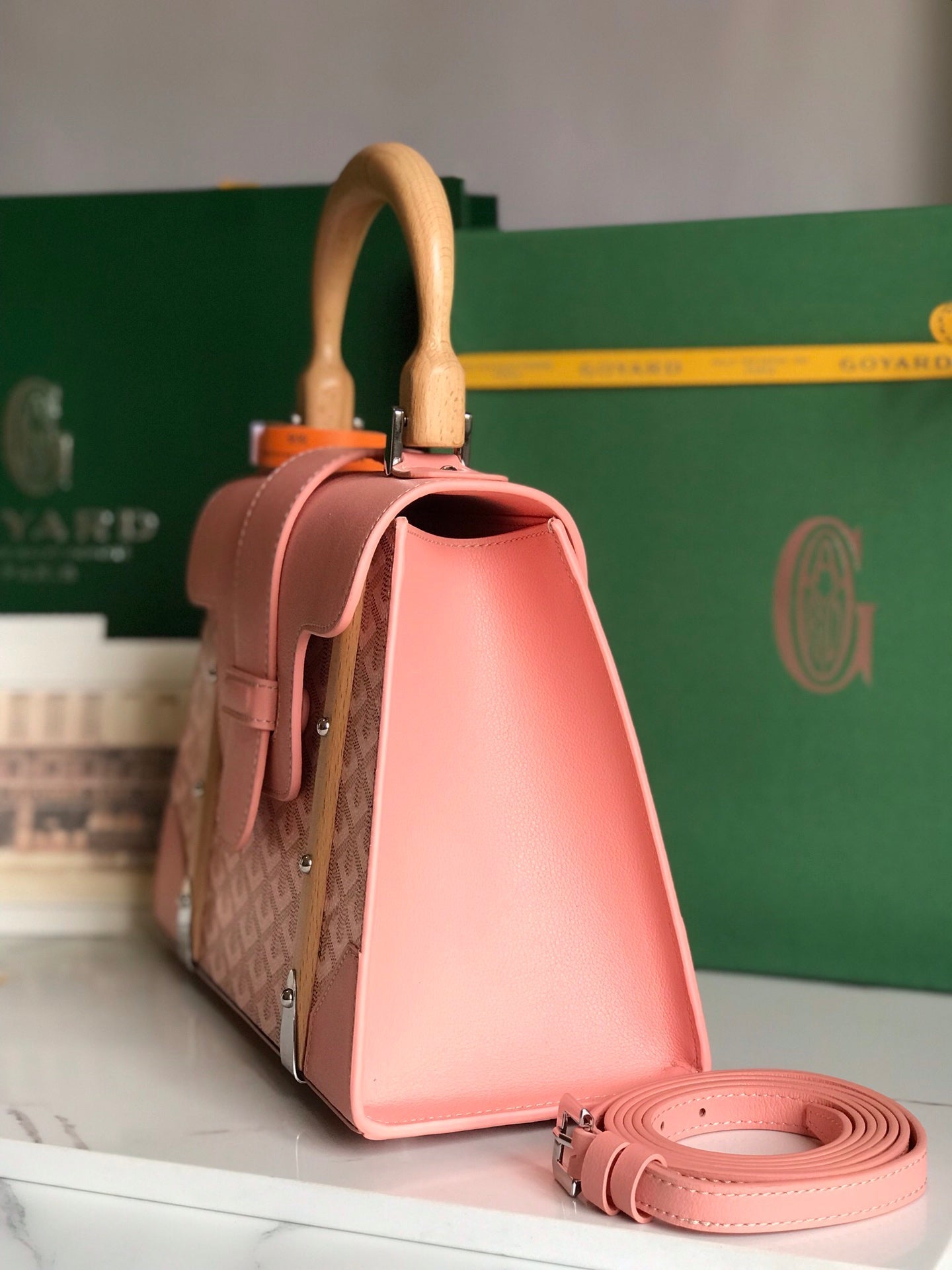 SA?GON PM BAG 28 IN BABY PINK GOYARDINE CANVAS AND CALFSKIN