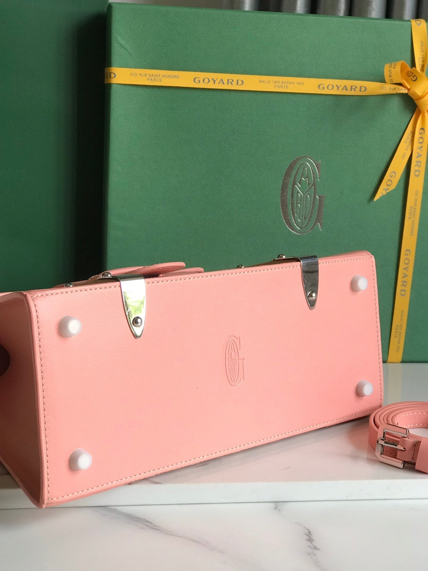 SA?GON PM BAG 28 IN BABY PINK GOYARDINE CANVAS AND CALFSKIN