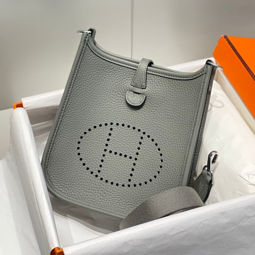 Mini Evelyne 18cm Smoke Grey Togo Silver Hardware