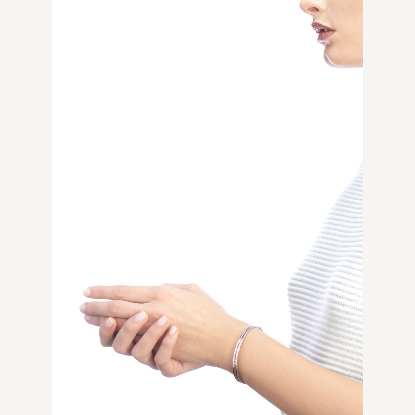 LUXEIFY ZERO 1 SPIRAL LOGO SILVER BRACELET