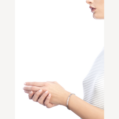 LUXEIFY ZERO 1 SPIRAL LOGO SILVER BRACELET