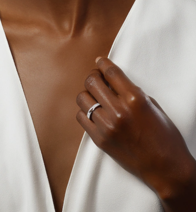 LUXEIFY ALLIANCE LIENS VIDENCE PAVED DIAMOND 4MM RING