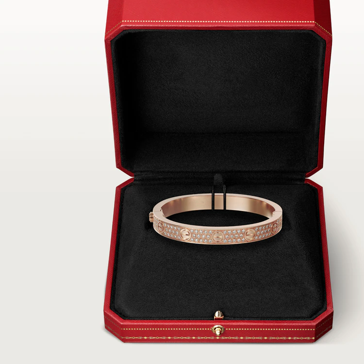 LUXEIFY LOVE BRACELET 6.1MM DIAMOND-PAVED