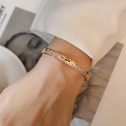 LUXEIFY KELLY BRACELET DIAMOND PAVED
