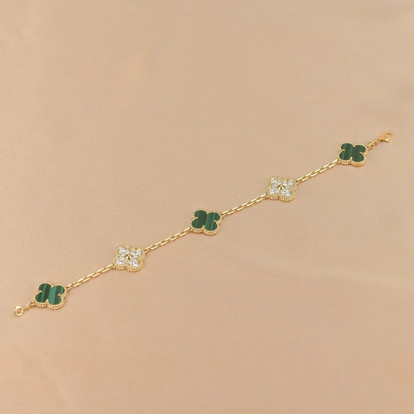 CLOVER 5 MOTIF MALACHITE BRACELET COLLECTION