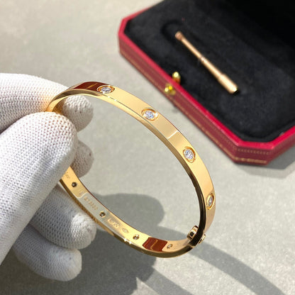 LUXEIFY LOVE BRACELET 6.1MM 10 DIAMONDS