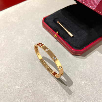 LUXEIFY LOVE BRACELET 6.1MM 10 DIAMONDS