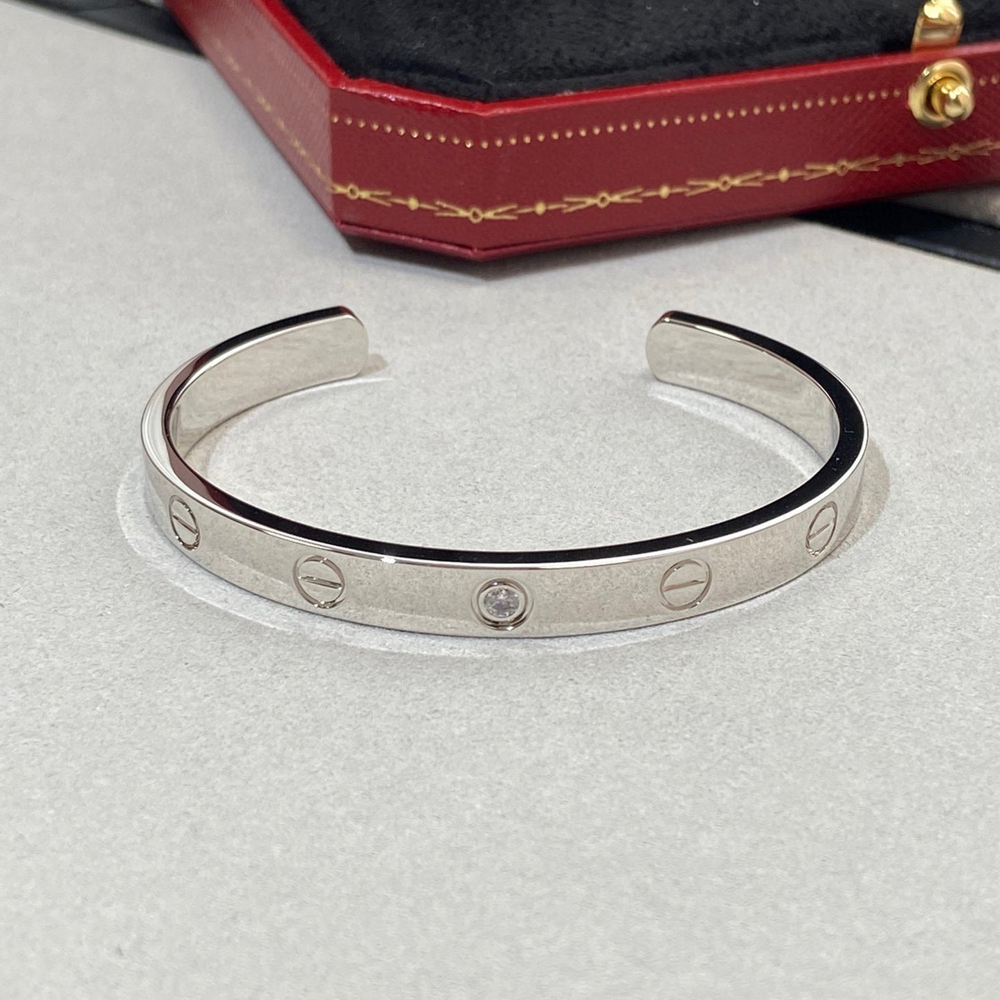 LUXEIFY LOVE BRACELET 6.1MM 1 DIAMOND OPEN CUFF