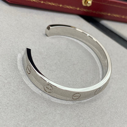 LUXEIFY LOVE BRACELET 6.1MM 1 DIAMOND OPEN CUFF