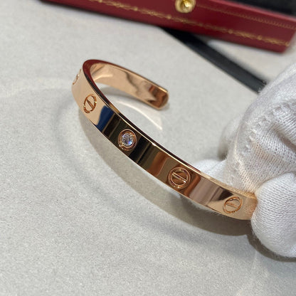 LUXEIFY LOVE BRACELET 6.1MM 1 DIAMOND OPEN CUFF