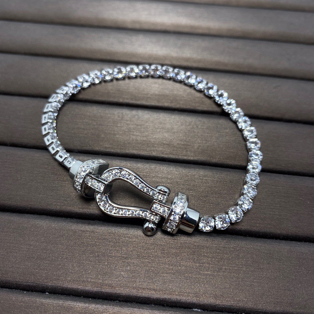 LUXEIFY FORCE  LARGE HORSESHOE FULL DIAMOND TENNIS BRACELET