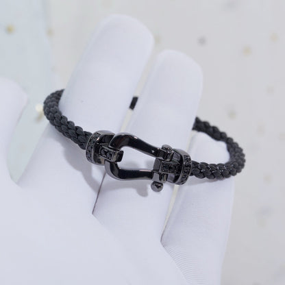 LUXEIFY FORCE LARGE SERIES HORSESHOE BLACK SAMURAI BRACELET