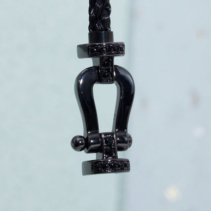 LUXEIFY FORCE LARGE SERIES HORSESHOE BLACK SAMURAI BRACELET