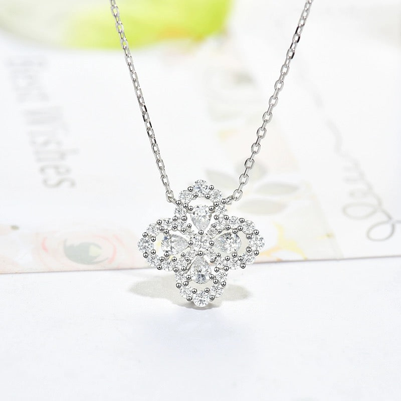LUXEIFY LOOP NECKLACE FULL MOTIF DIAMOND 16MM MULTIPLE COLORS