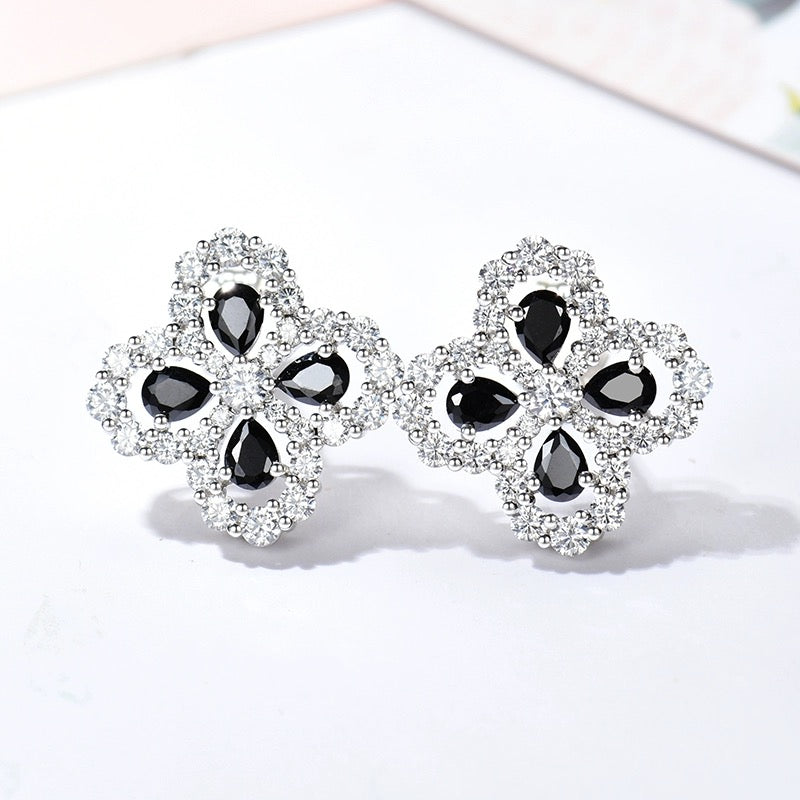 LUXEIFY LOOP EARRINGS FULL MOTIF DIAMOND 16MM SILVE