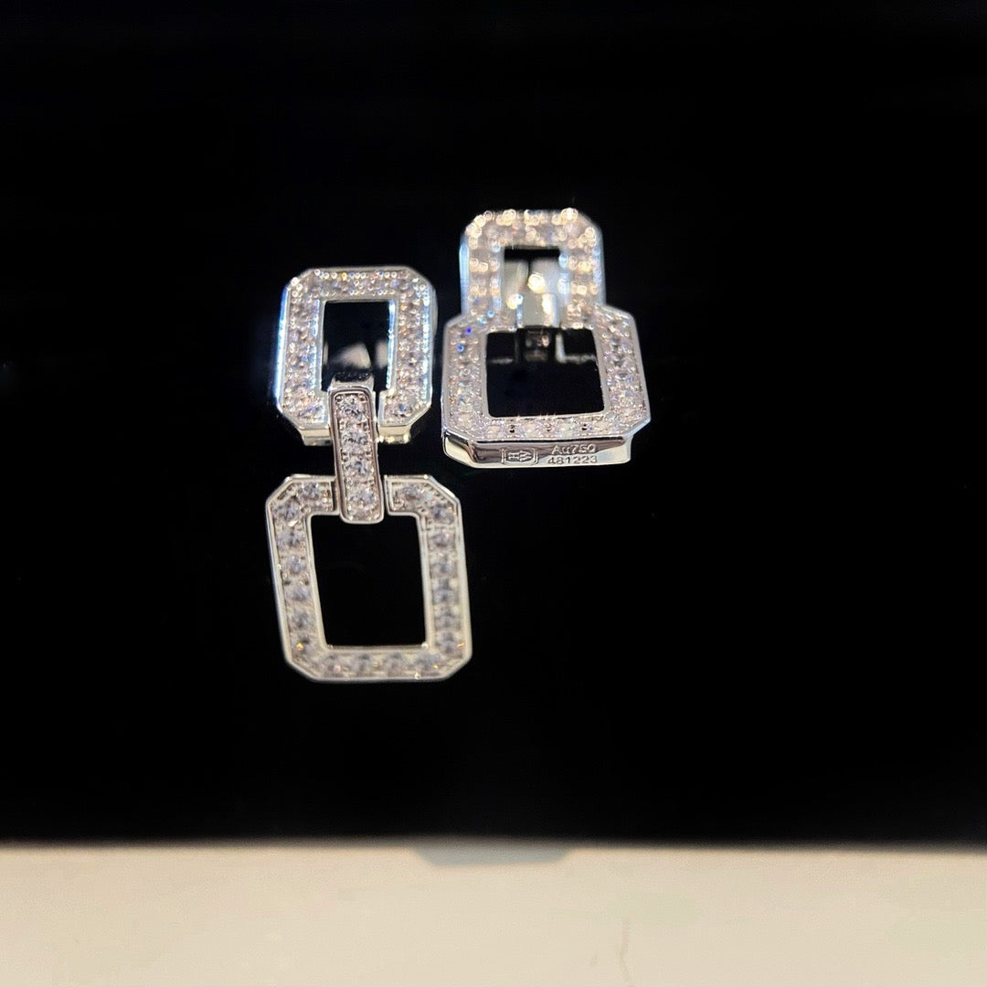 PENDIENTES MEDIANOS LUXEIFY LINKS CON DIAMANTE