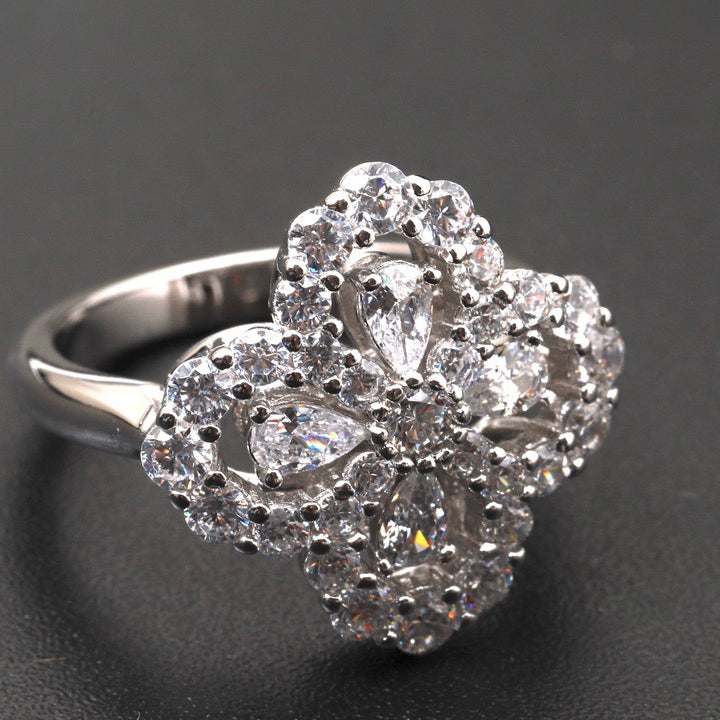 LUXEIFY LOOP RING FULL MOTIF DIAMOND 16MM SILVE