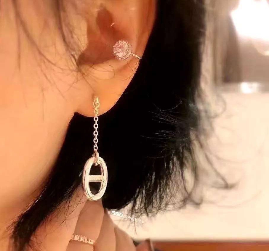 LUXEIFY CHAINE TASSEL EARRINGS
