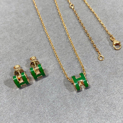 LUXEIFY POP H GREEN NECKLACE SILVER AND GOLD