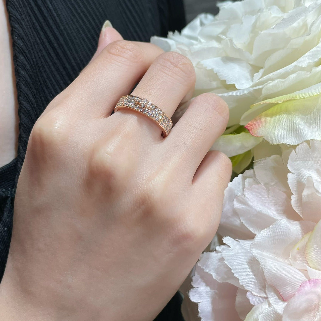 LUXEIFY KELLY PINK GOLD DIAMOND RING