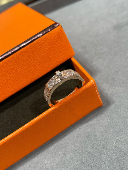 LUXEIFY KELLY PINK GOLD DIAMOND RING