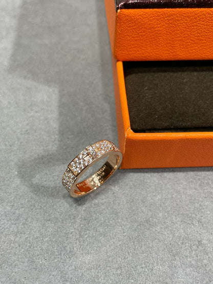 LUXEIFY KELLY PINK GOLD DIAMOND RING