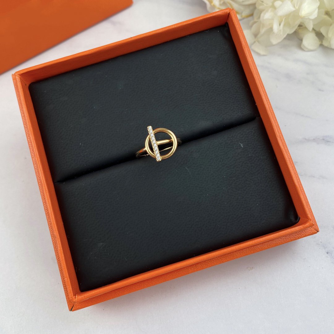 LUXEIFY ECHAPPEE RING DIAMOND