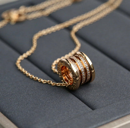 LUXEIFY ZERO 1 PINK GOLD DIAMOND NECKLACE