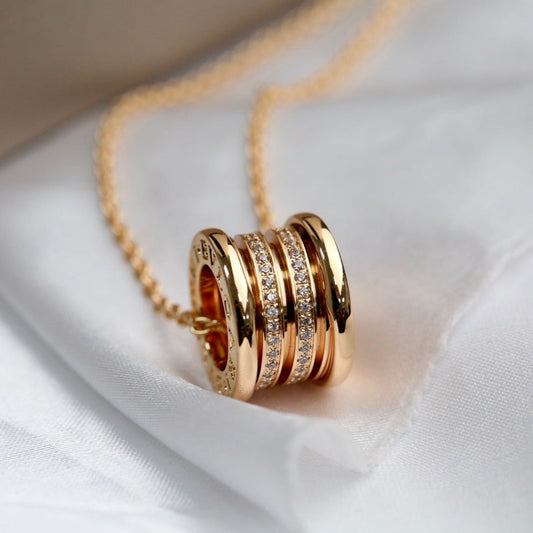 LUXEIFY ZERO 1 PINK GOLD DIAMOND NECKLACE