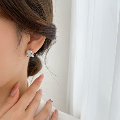LUXEIFY ZERO 1 DIAMOND PAVED EARRINGS