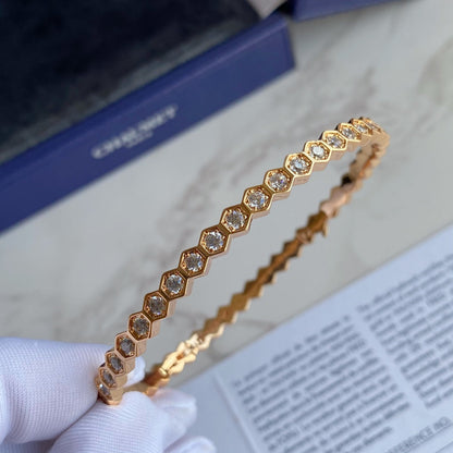 LUXEIFY BEE LOVE GOLD BRACELET FULL DIAMOND