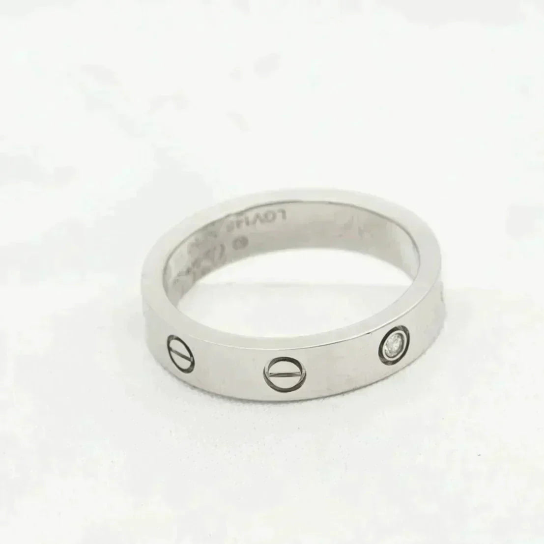 LUXEIFY LOVE RING 4MM 1 DIAMOND SILVER